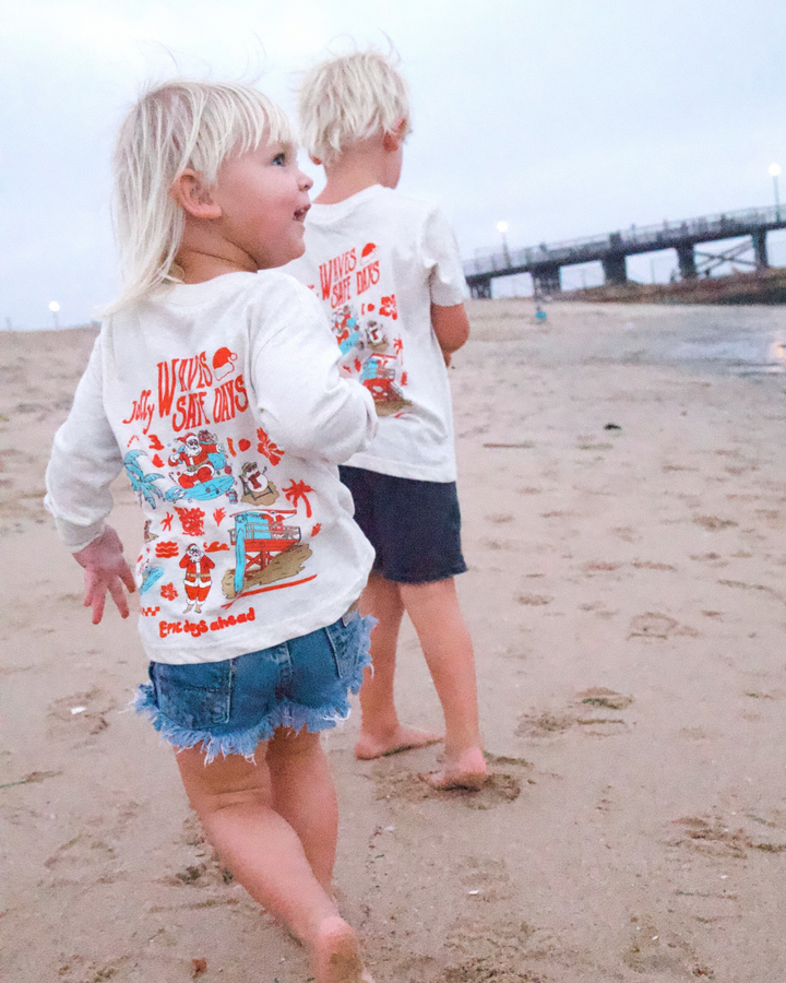 Jolly Waves Safe Days- T-Shirt