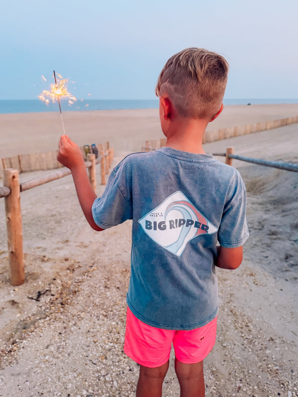 Big Ripper T-shirt - Tuck & Char Co.