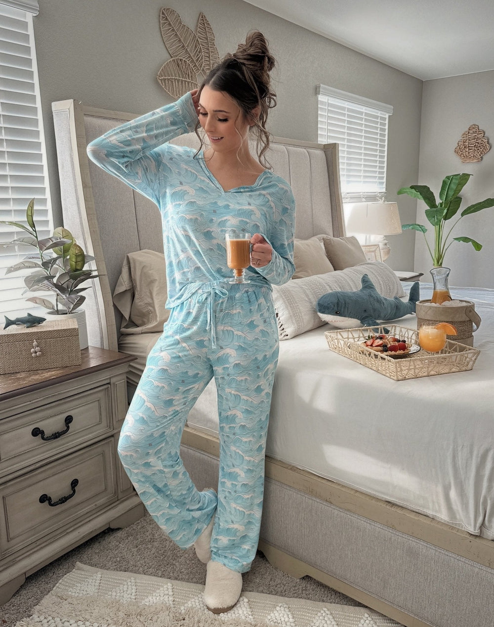 Ocean Dreamers Mama Set: Flare Pants & Nursing - Friendly Top - Tuck & Char Co.