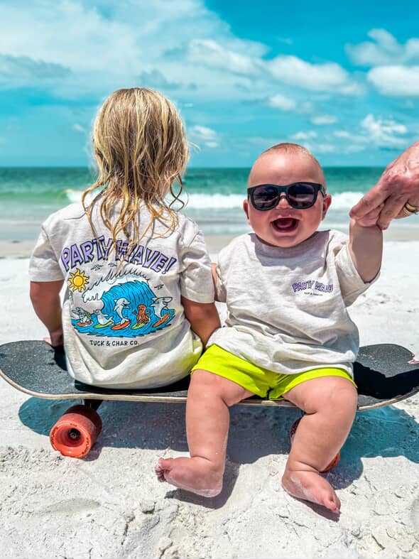 Party Wave T-Shirt - Tuck & Char Co.