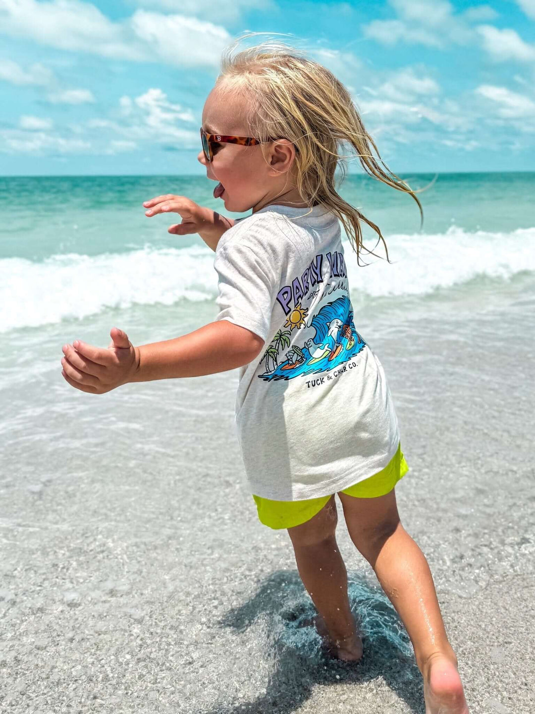 Party Wave T-Shirt - Tuck & Char Co.